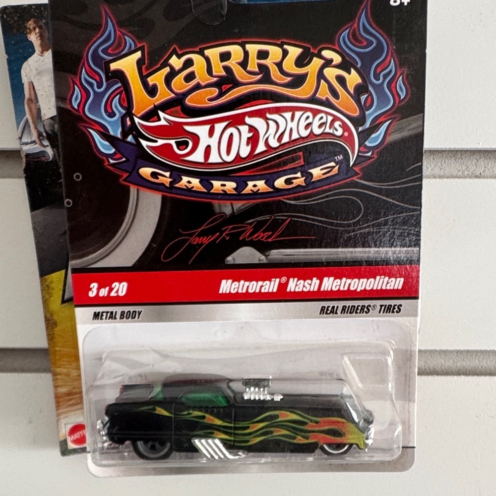 Hot Wheels Metrail Nash Metropolitan Die-Cast Car